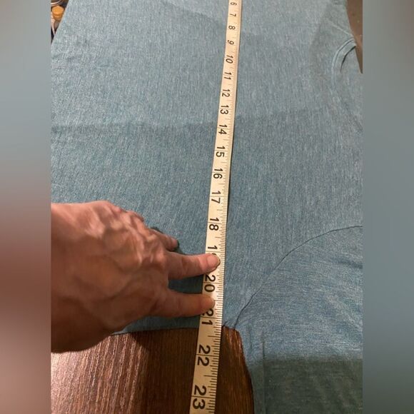 CAbi Swing Tee 0356 Turquoise Flowy Oversized Asymmetrical Hem Office Casual - Picture 7 of 10